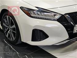 Nissan Maxima